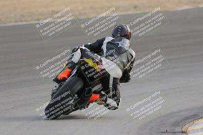 media/Dec-17-2022-SoCal Trackdays (Sat) [[224abd9271]]/Turn 10 Backside (120pm)/